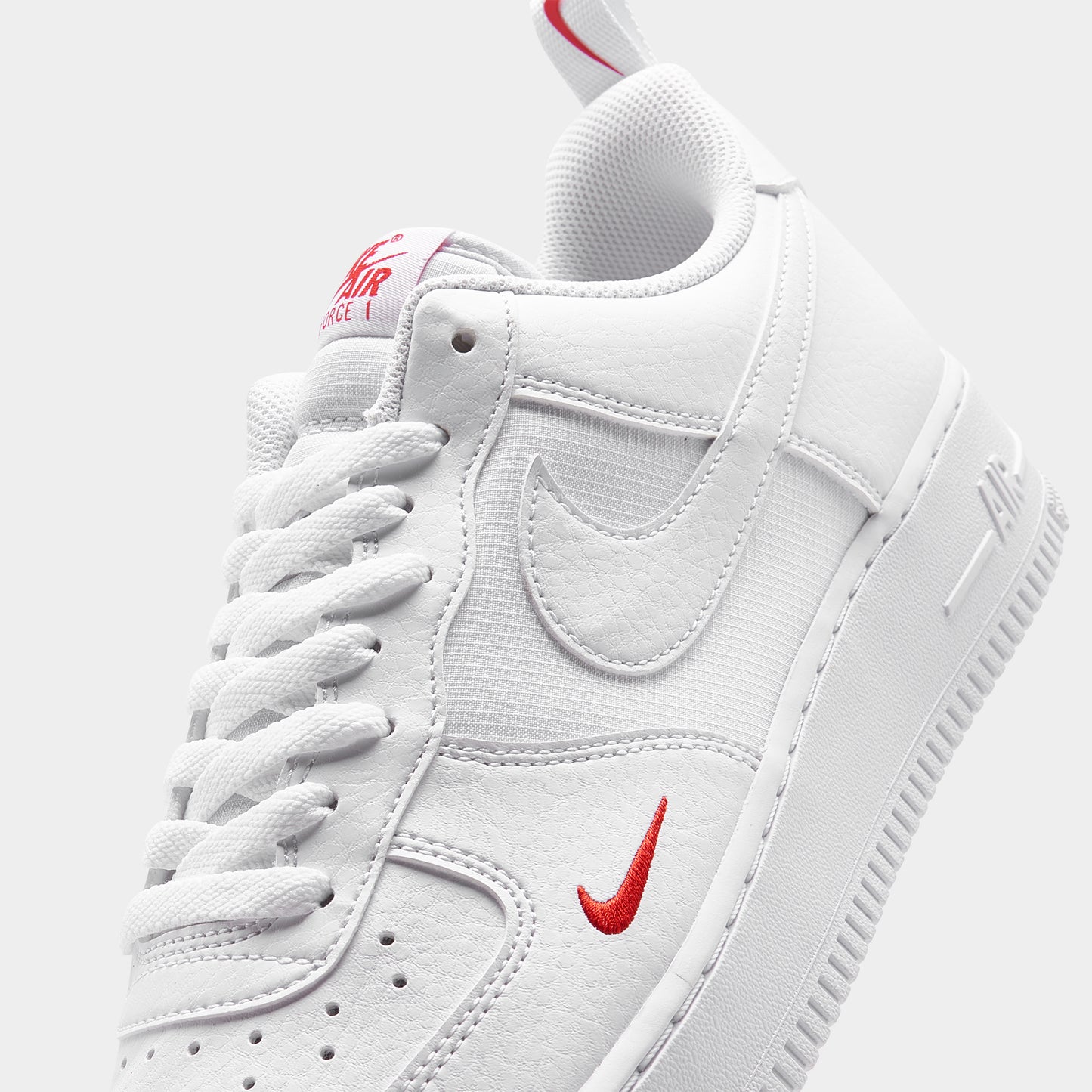Nike Air Force 1 '07 White / White - University Red