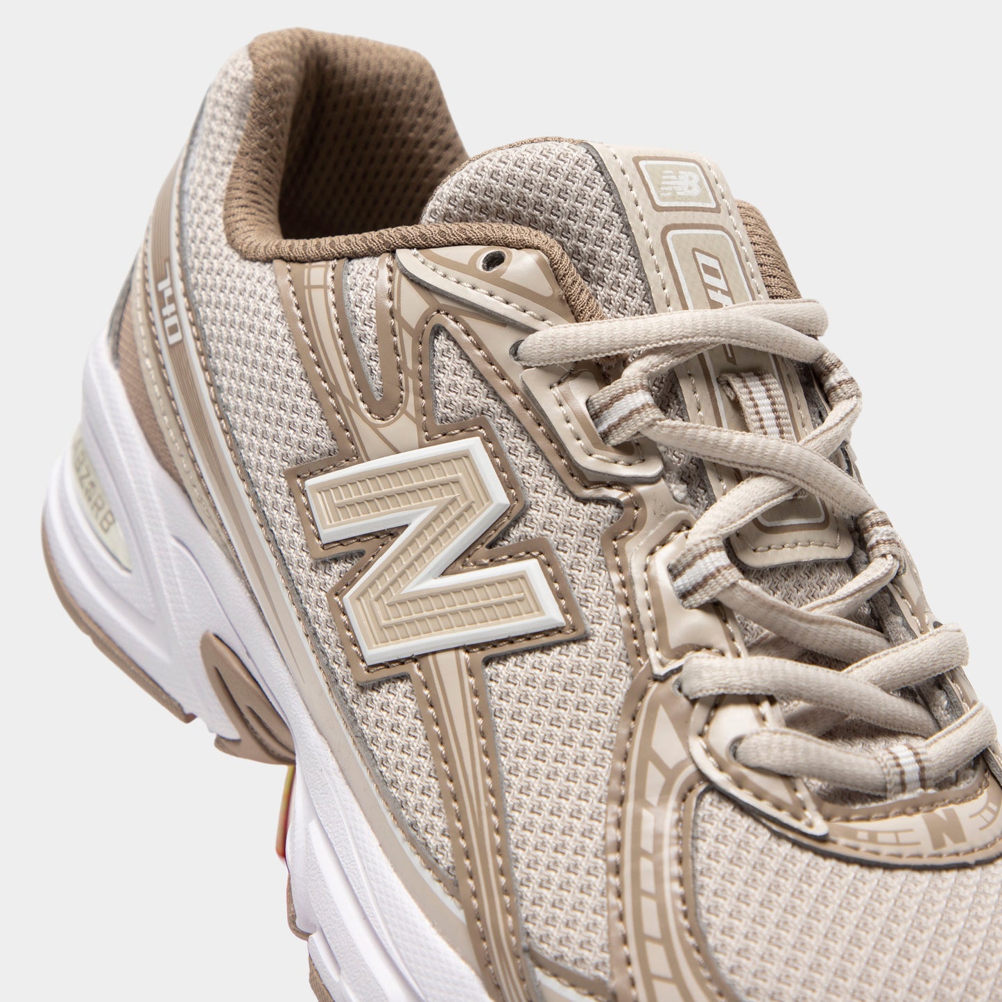 New Balance Juniors' 740 Timberwolf / Driftwood