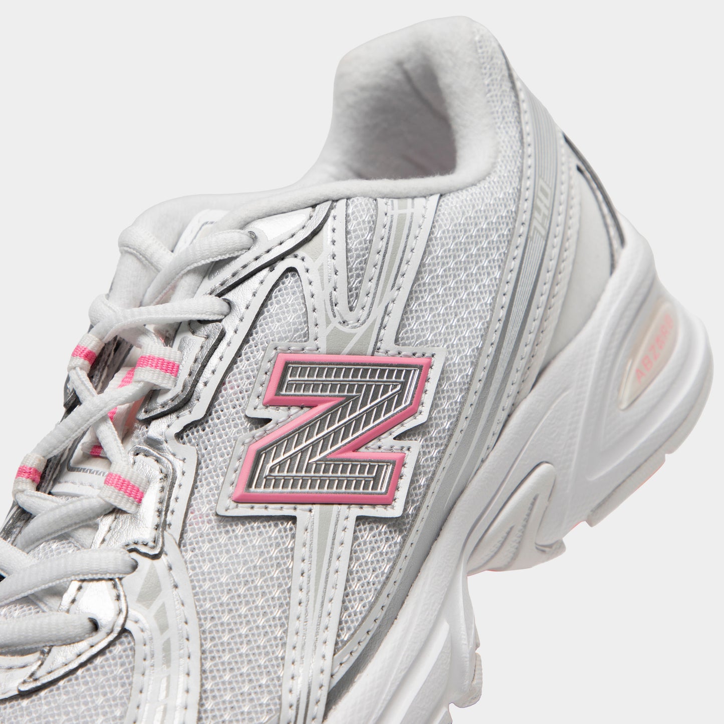 New Balance Juniors' 740 Silver Metallic / Signal Pink