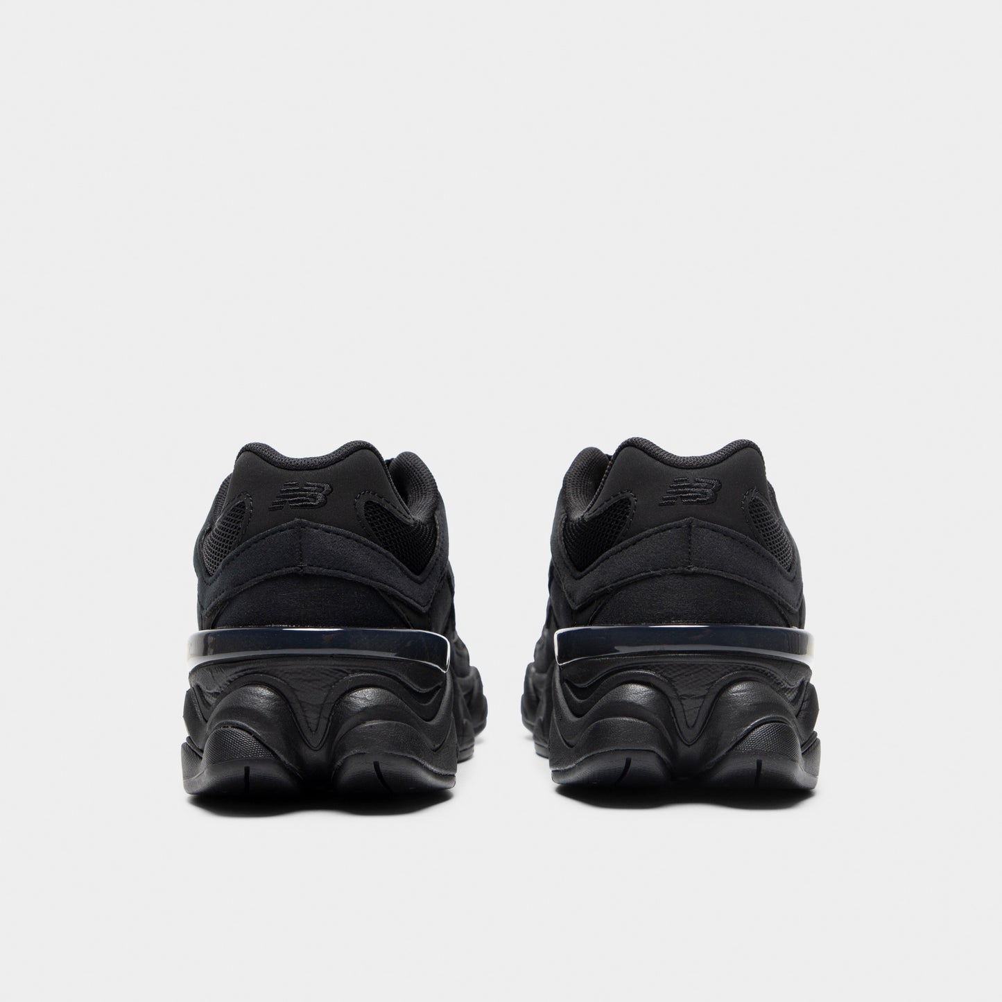 New Balance Juniors' 9060 Black / Phantom