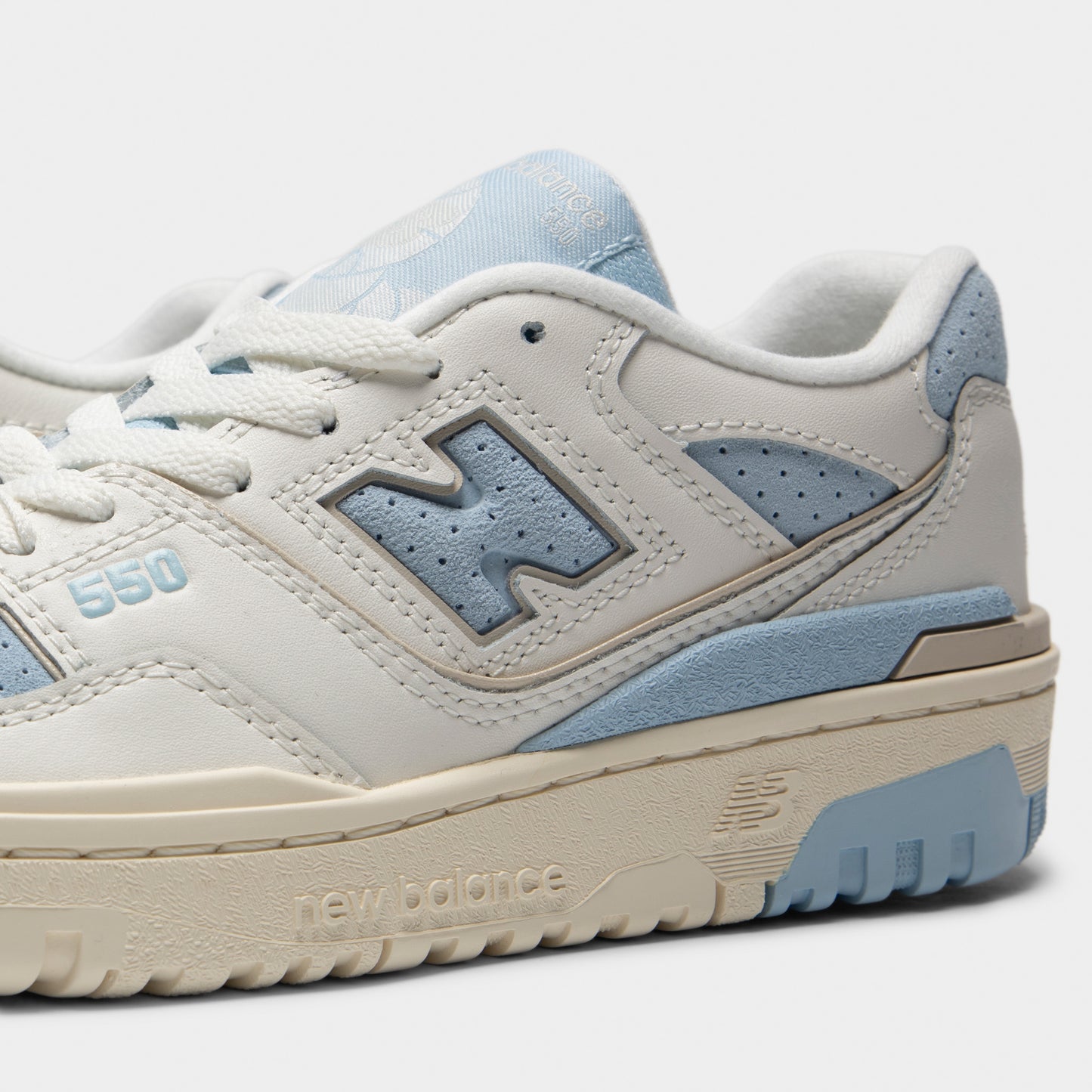 New Balance Juniors' 550 White / Light Blue