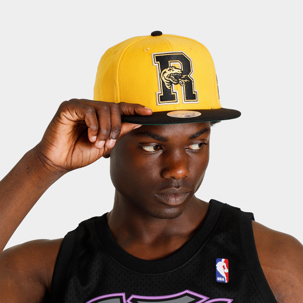 Toronto Raptors gold brim Mitchell & Ness hat-NWT