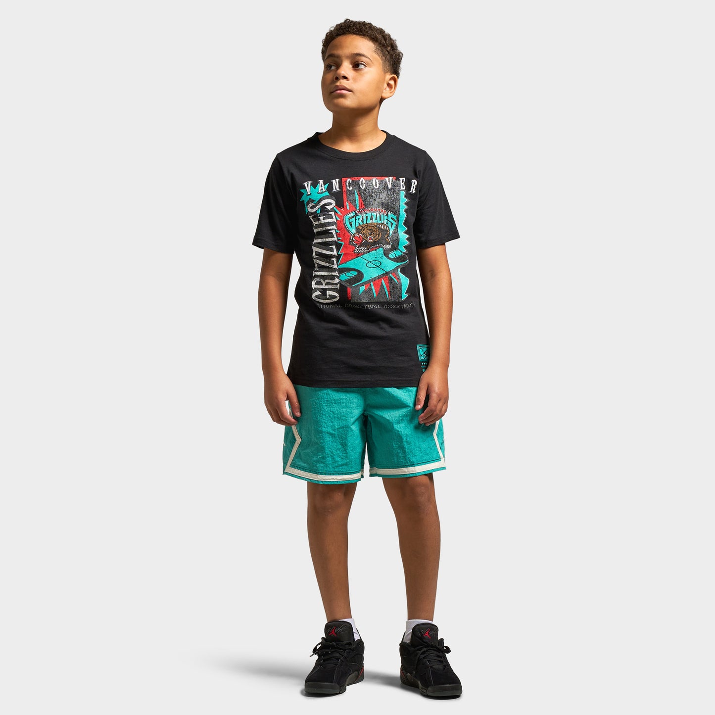 Mitchell & Ness Juniors' Vancouver Grizzlies Graphic Tee / Black