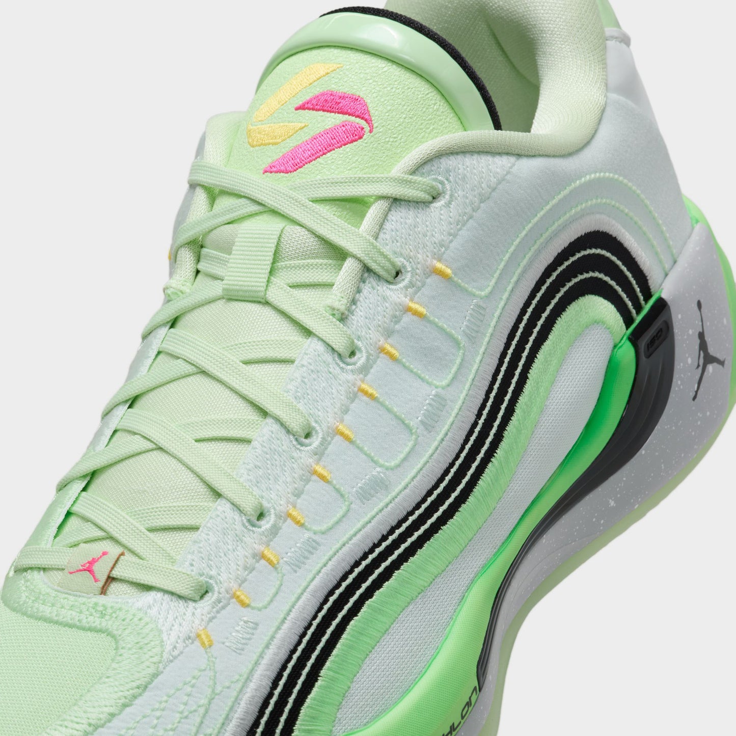 Jordan Luka 4 Barely Green / Black - Vapor Green