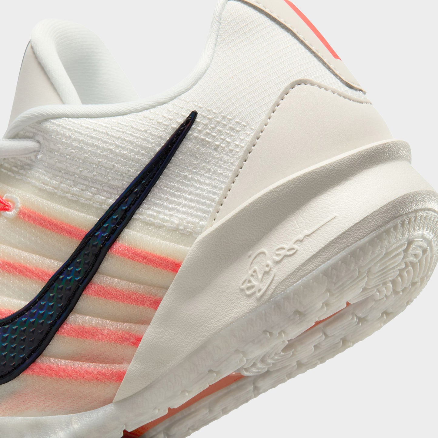 Nike Femmes Sabrina 3 Phantom / Noir - Crush Ivoire