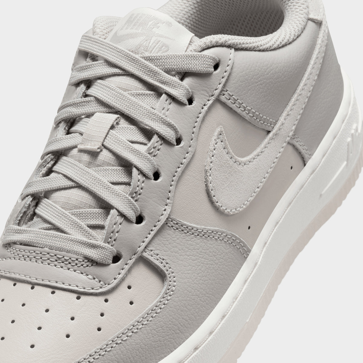 Glitter nike air force ones store