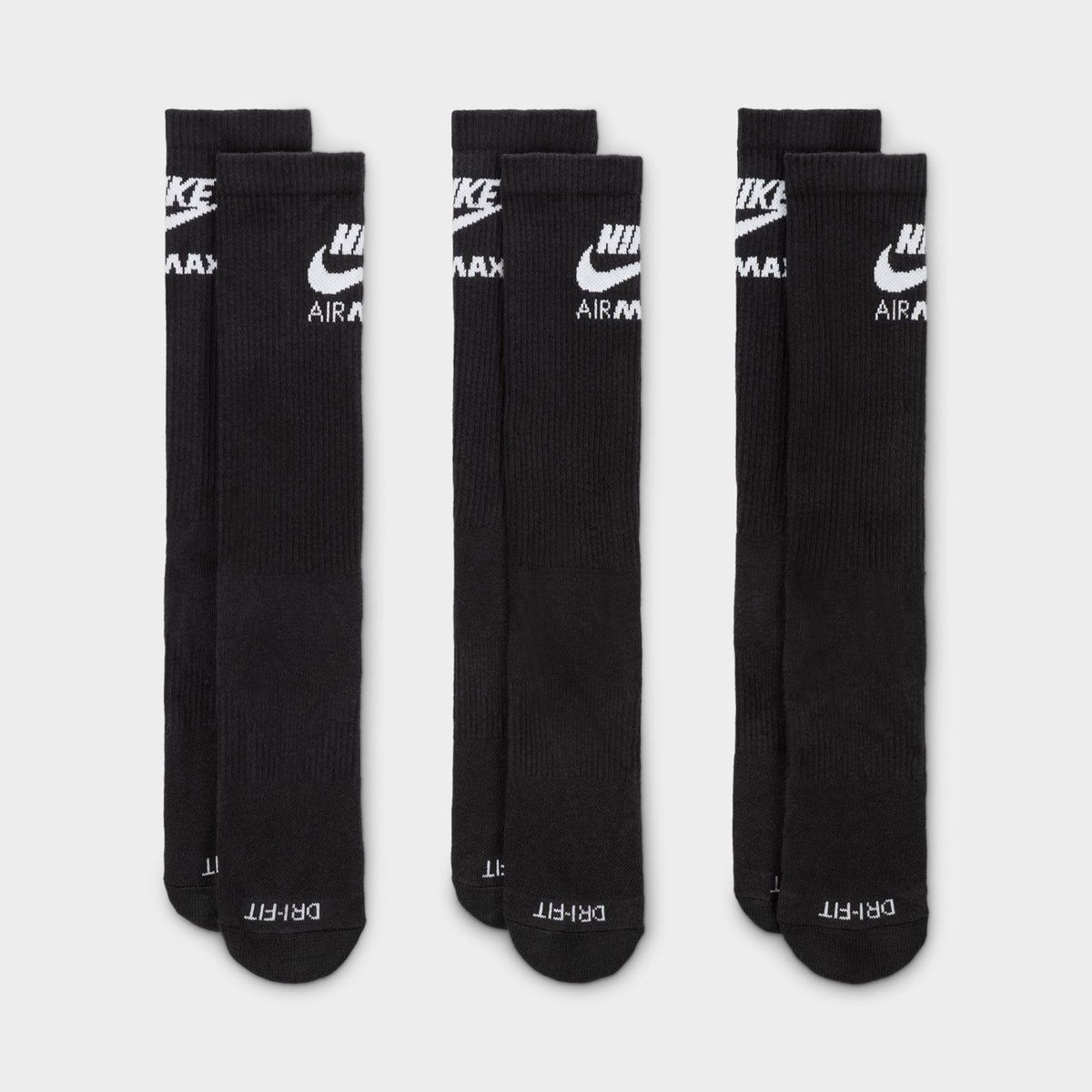 Nike dri fit black crew socks best sale
