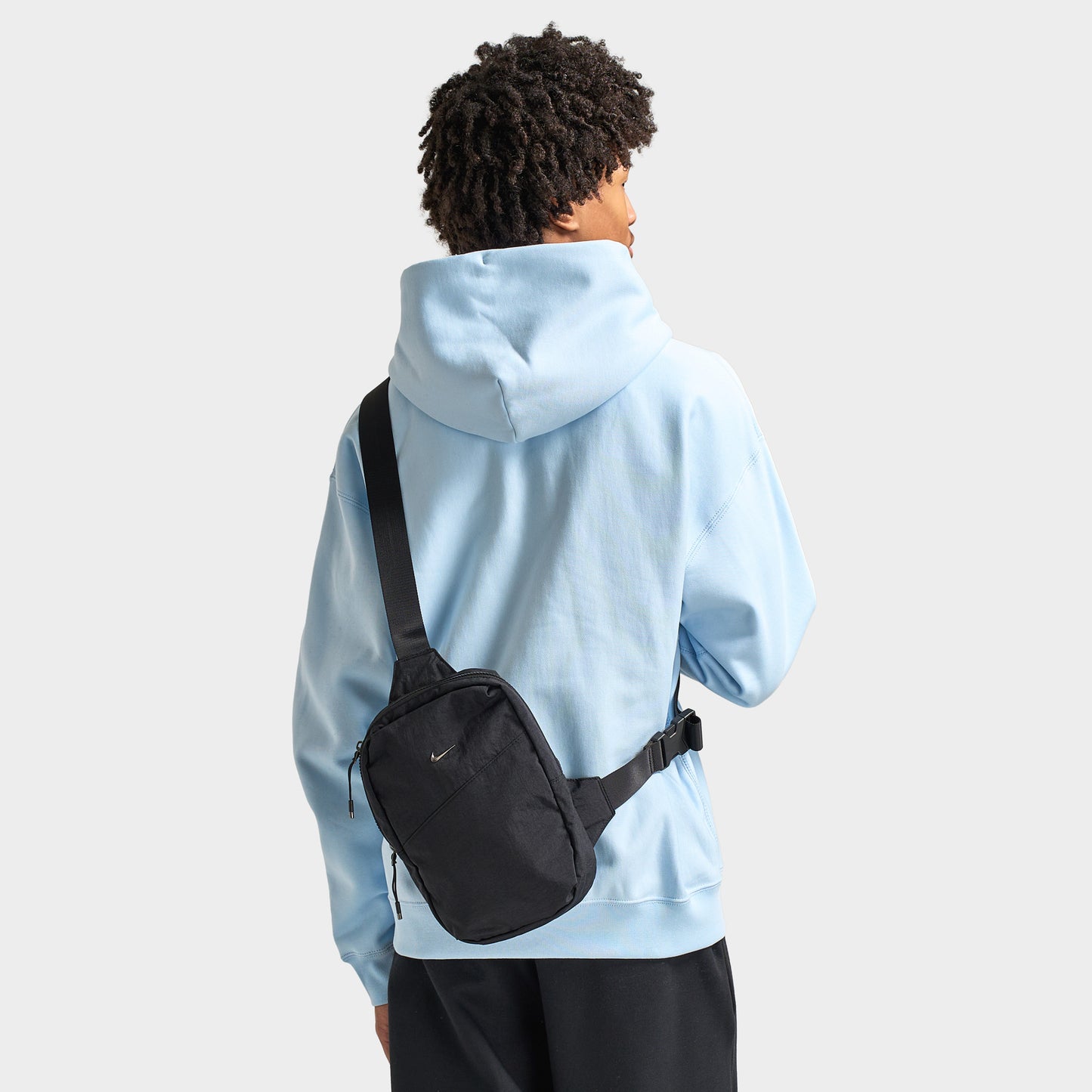 Nike Aura Crossbody Bag (2L) Black / Black