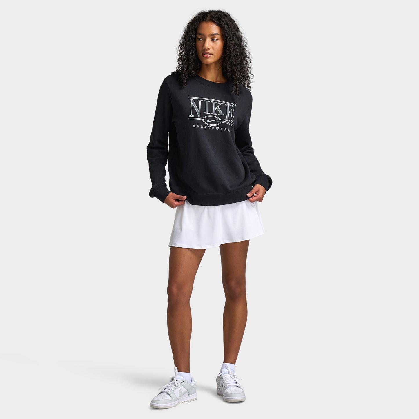 Nike Sportswear Women's Logo Crewneck / Black