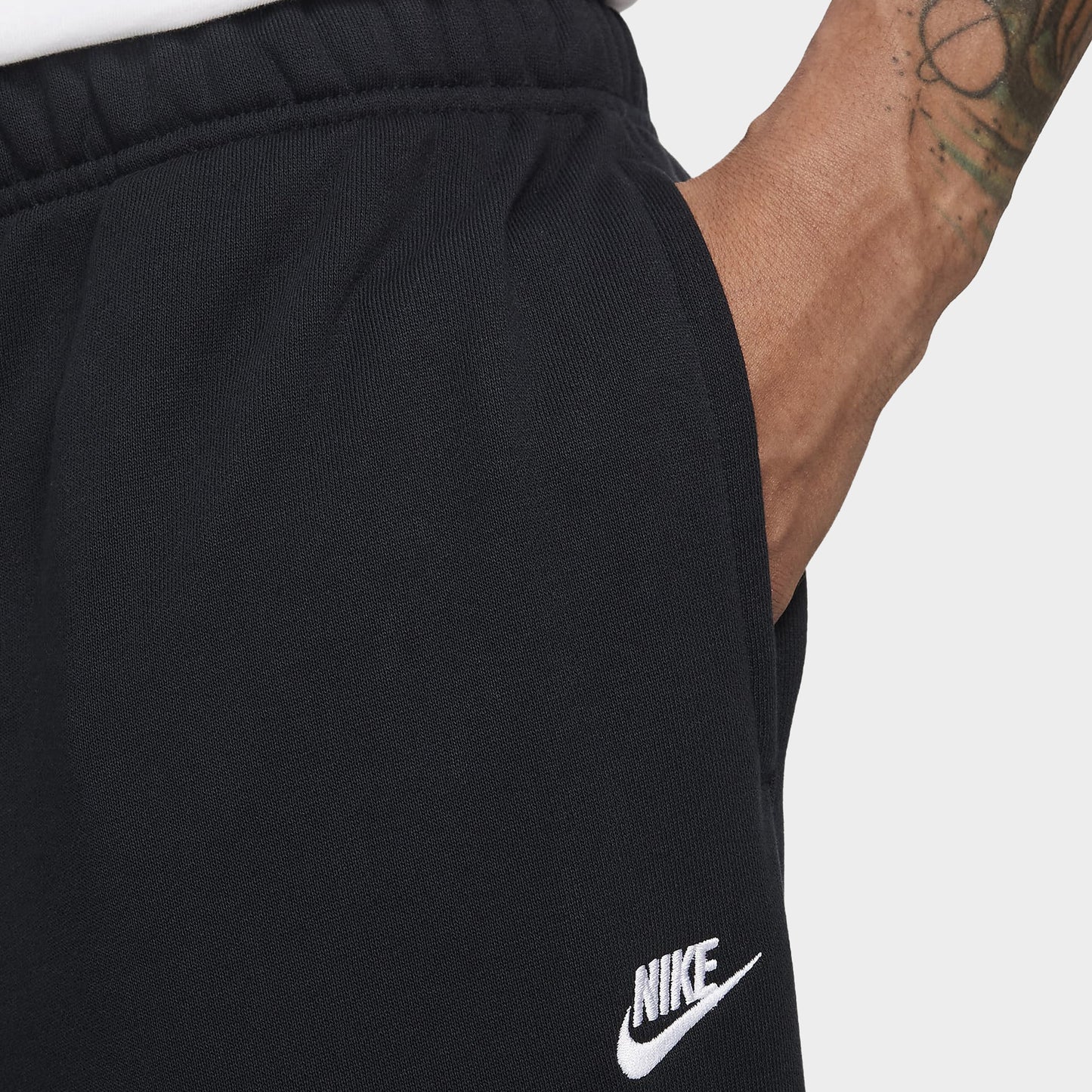 Nike Sportswear Club Pantalon surdimensionné en polaire Noir / Blanc