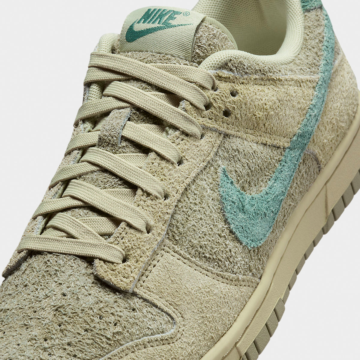 Nike sb olive green on sale