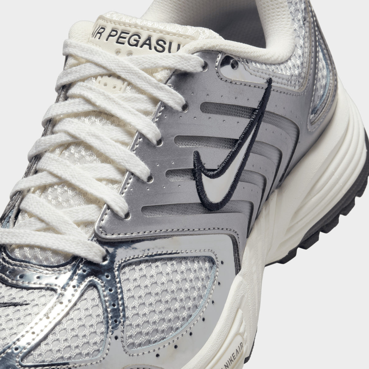 Nike Women s Air Pegasus 2K5 Photon Dust Chrome Gridiron JD Sports