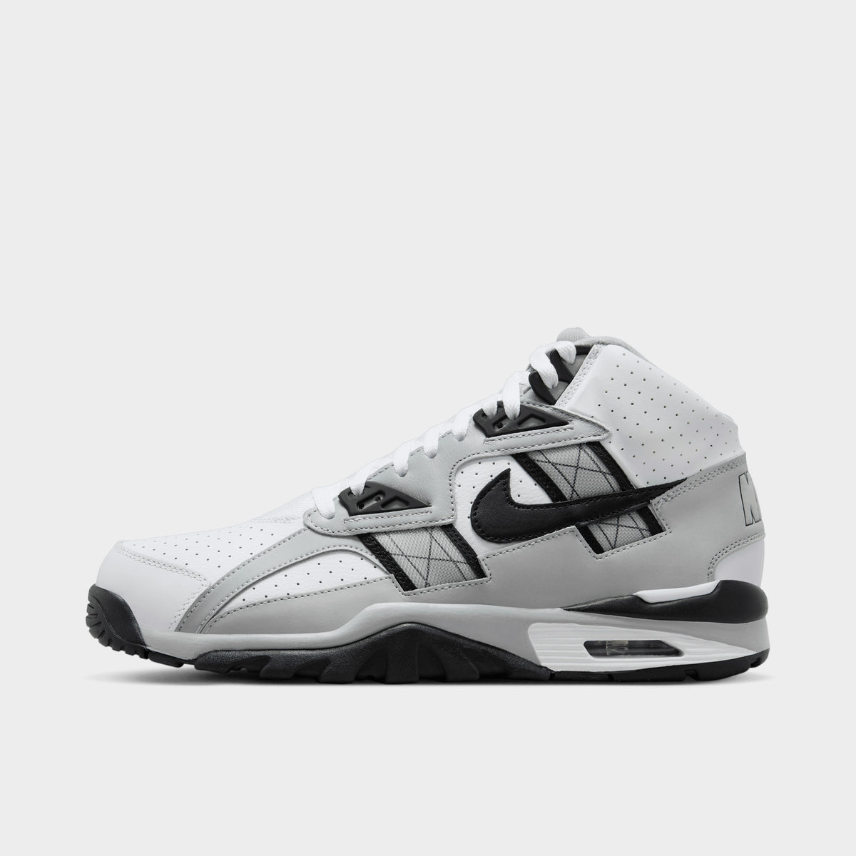 Jd sports safety trainers store