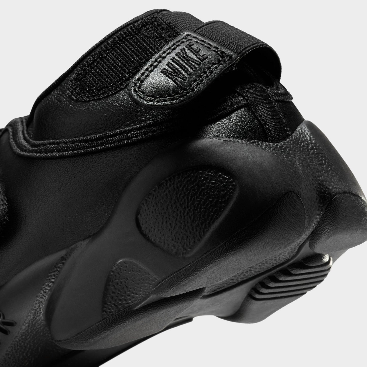 Nike Women's Air Rift Black / Black