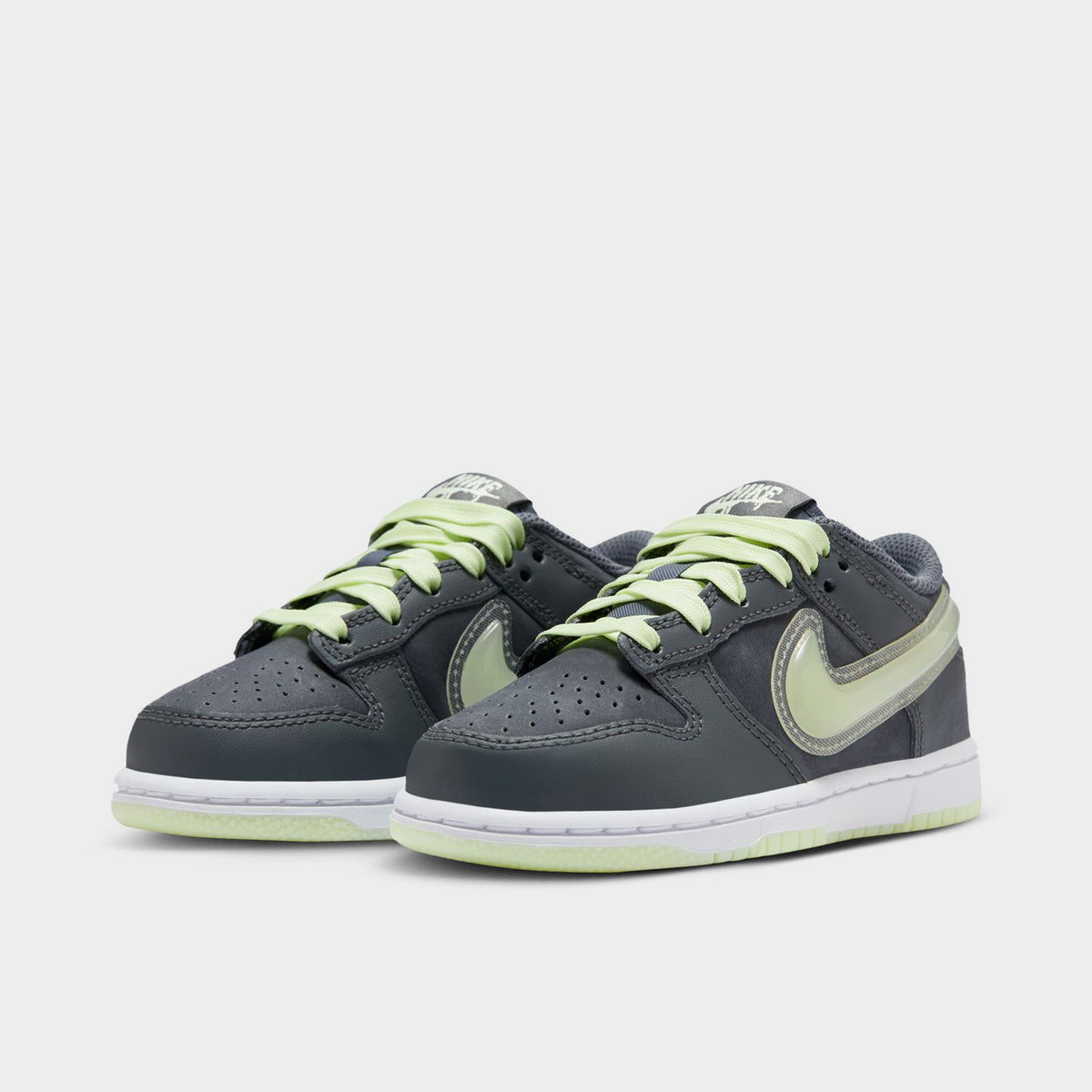 Nike court borough low cool grey on sale