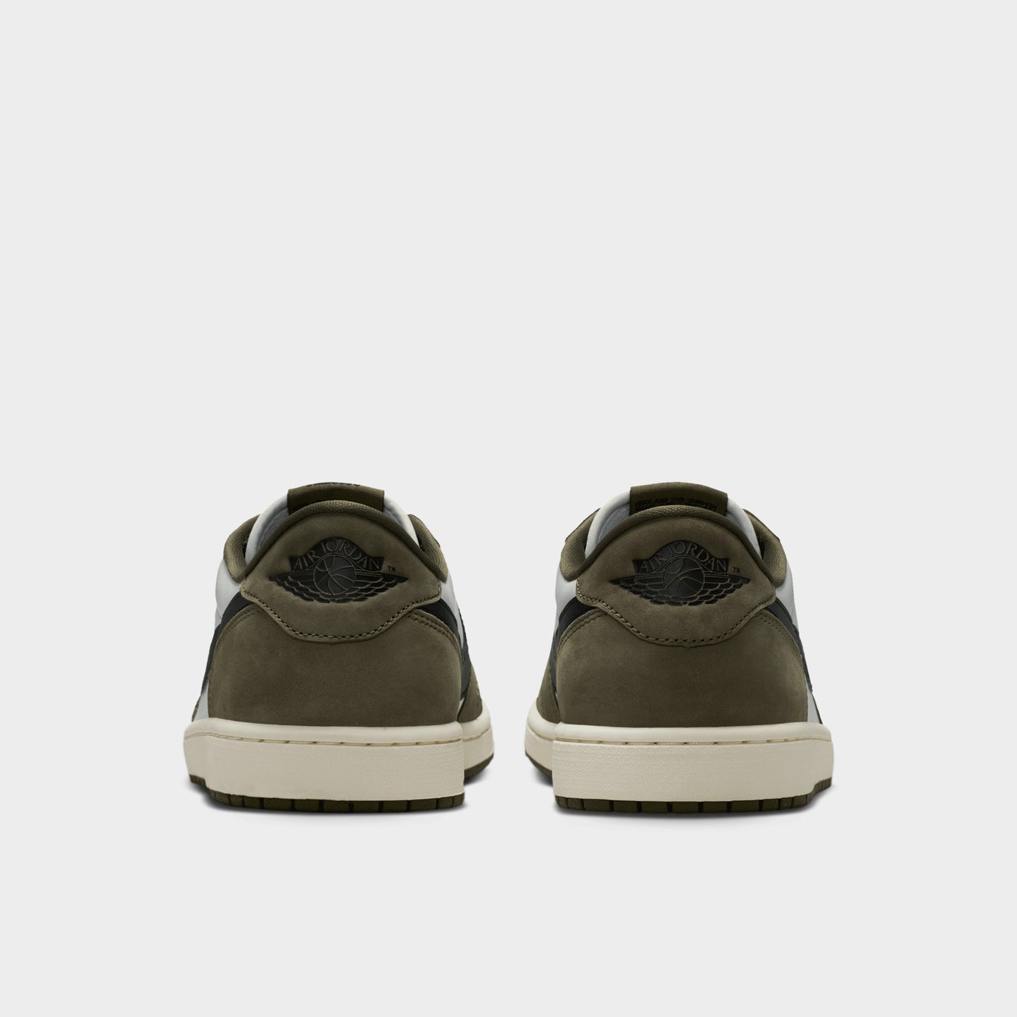 Jordan 1 Retro Low Medium Olive / Black - Summit White