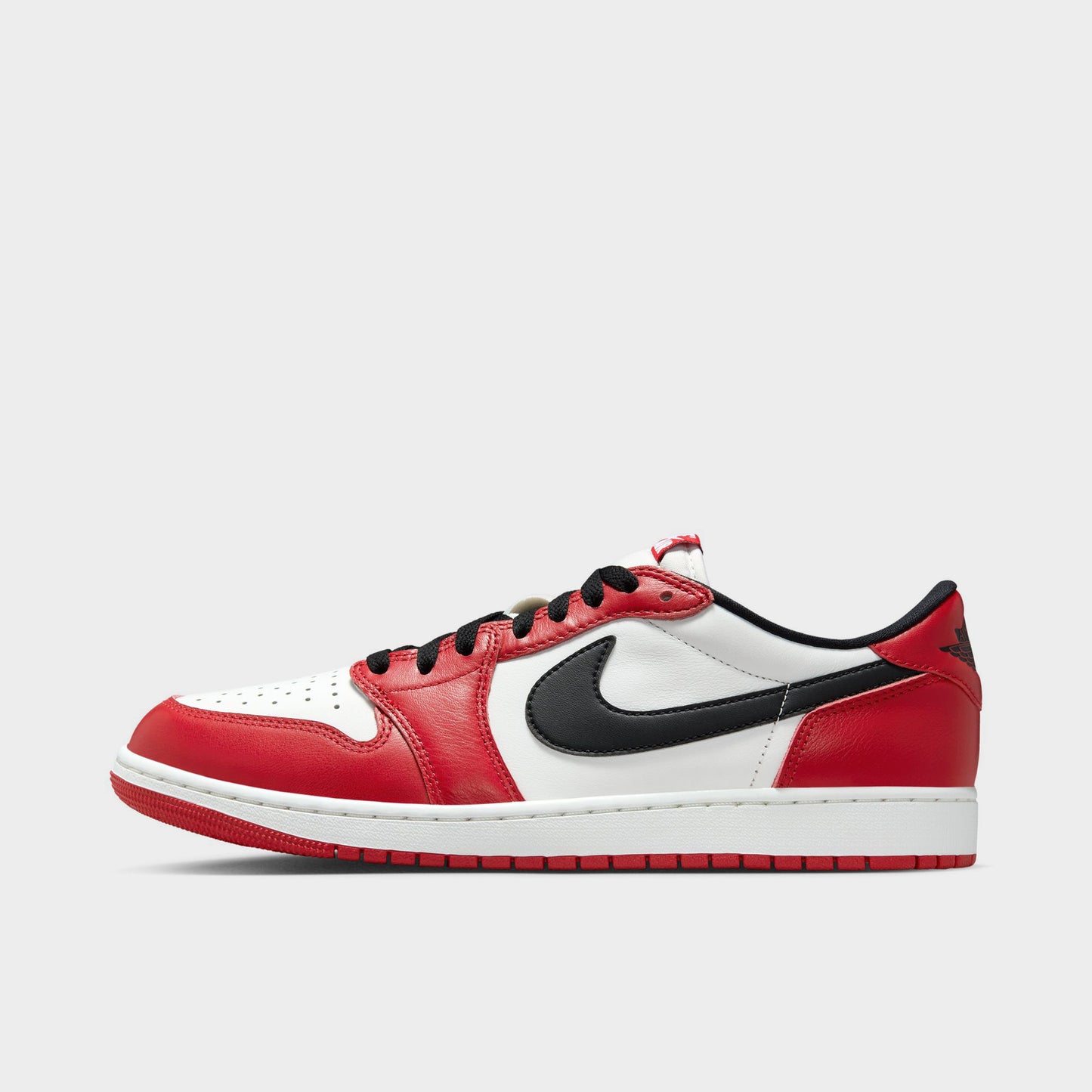 Air Jordan Retro 1 Low White / Red / Black