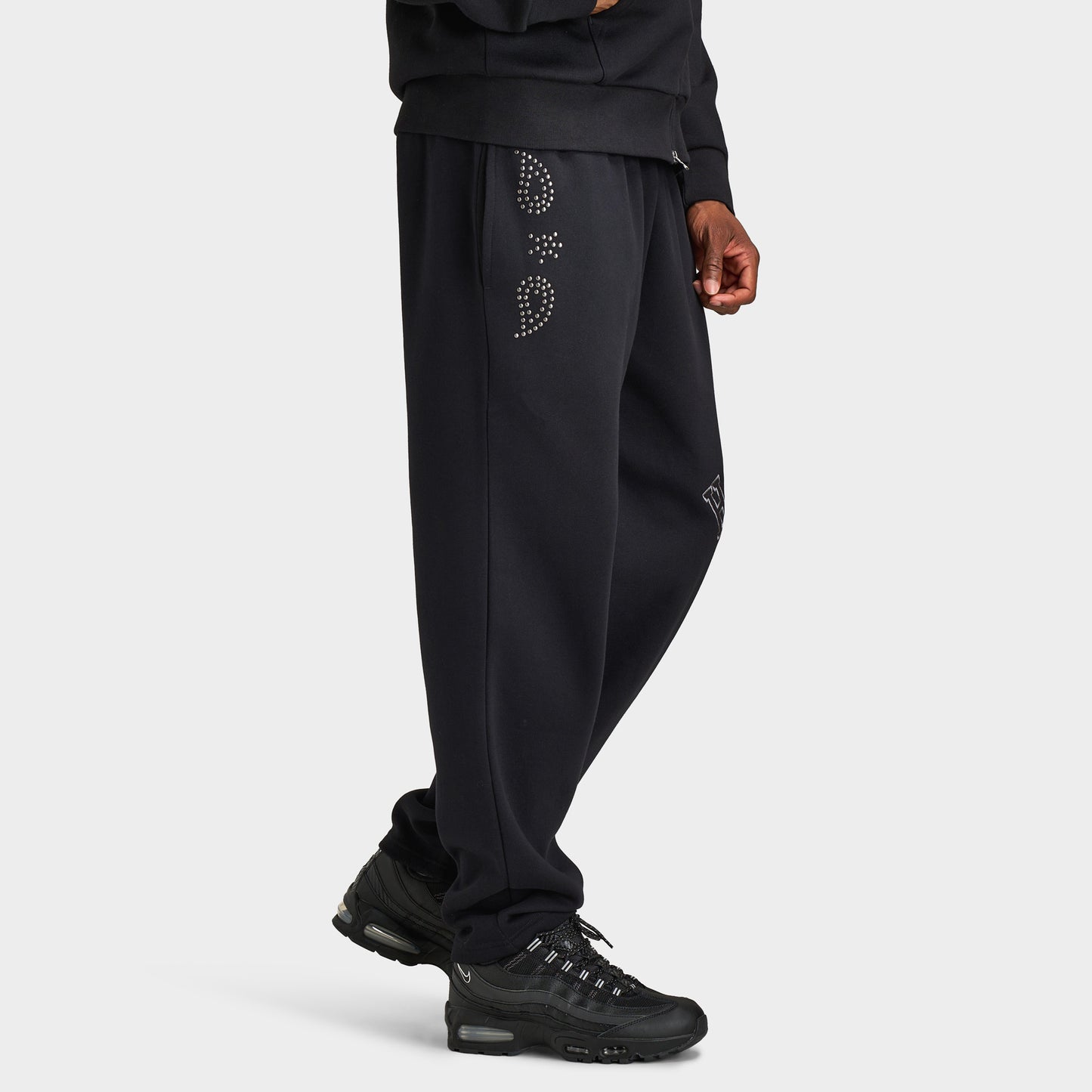 Hoodrich Eterno Paisley Oversized Open Hem Jogger / Black