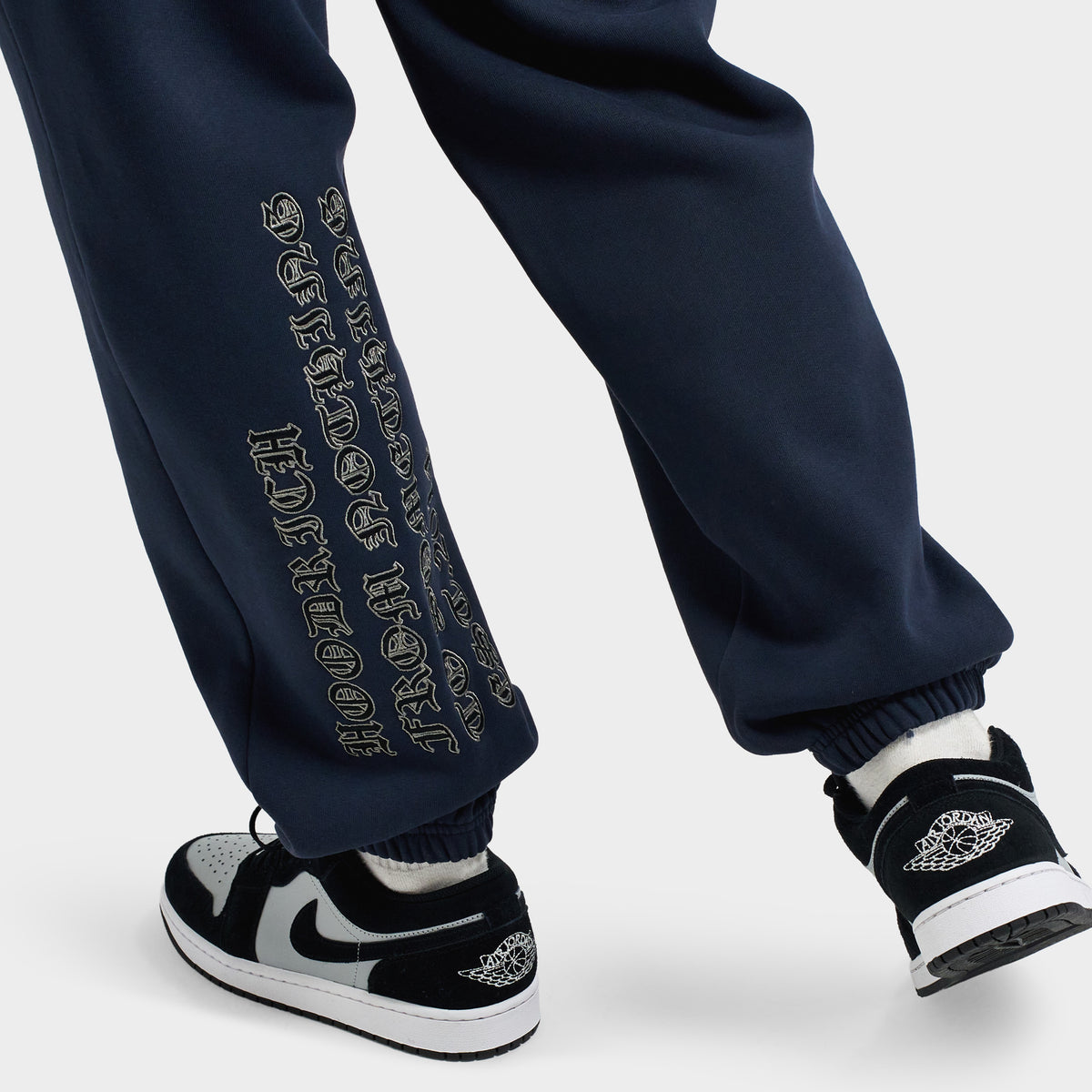 Hoodrich Crypstade Elasticated Cuff Joggers / Parisian Night - Black - Lychee