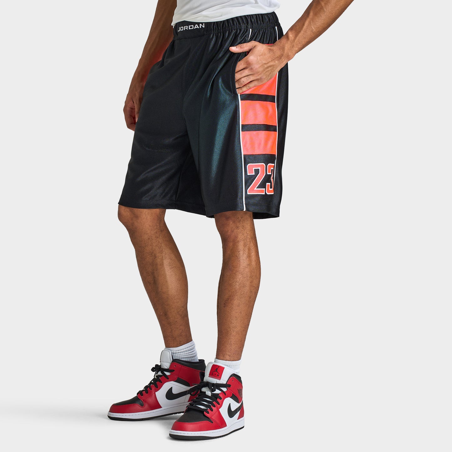 Jordan Brooklyn Cat Scratch Shorts / Black