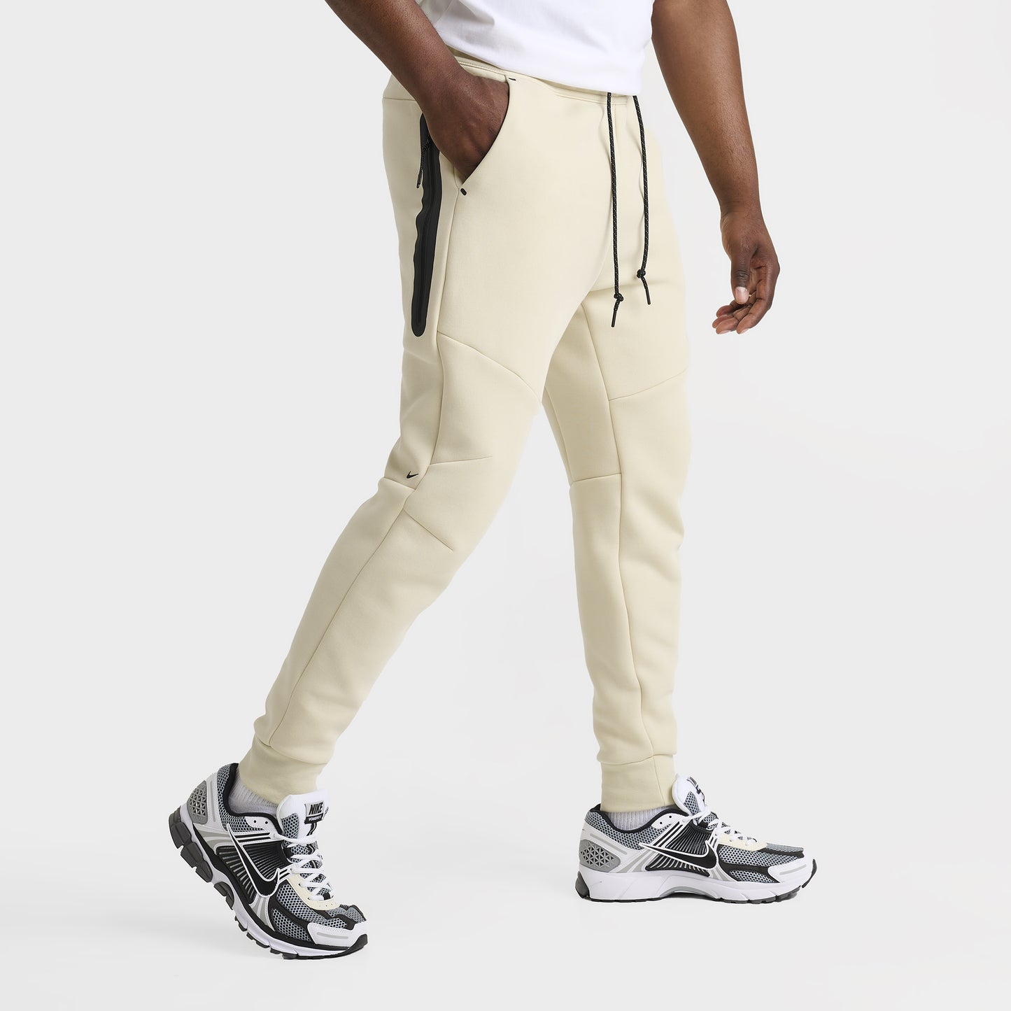 Nike Tech Fleece Pantalon Jogger Khaki clair / Noir