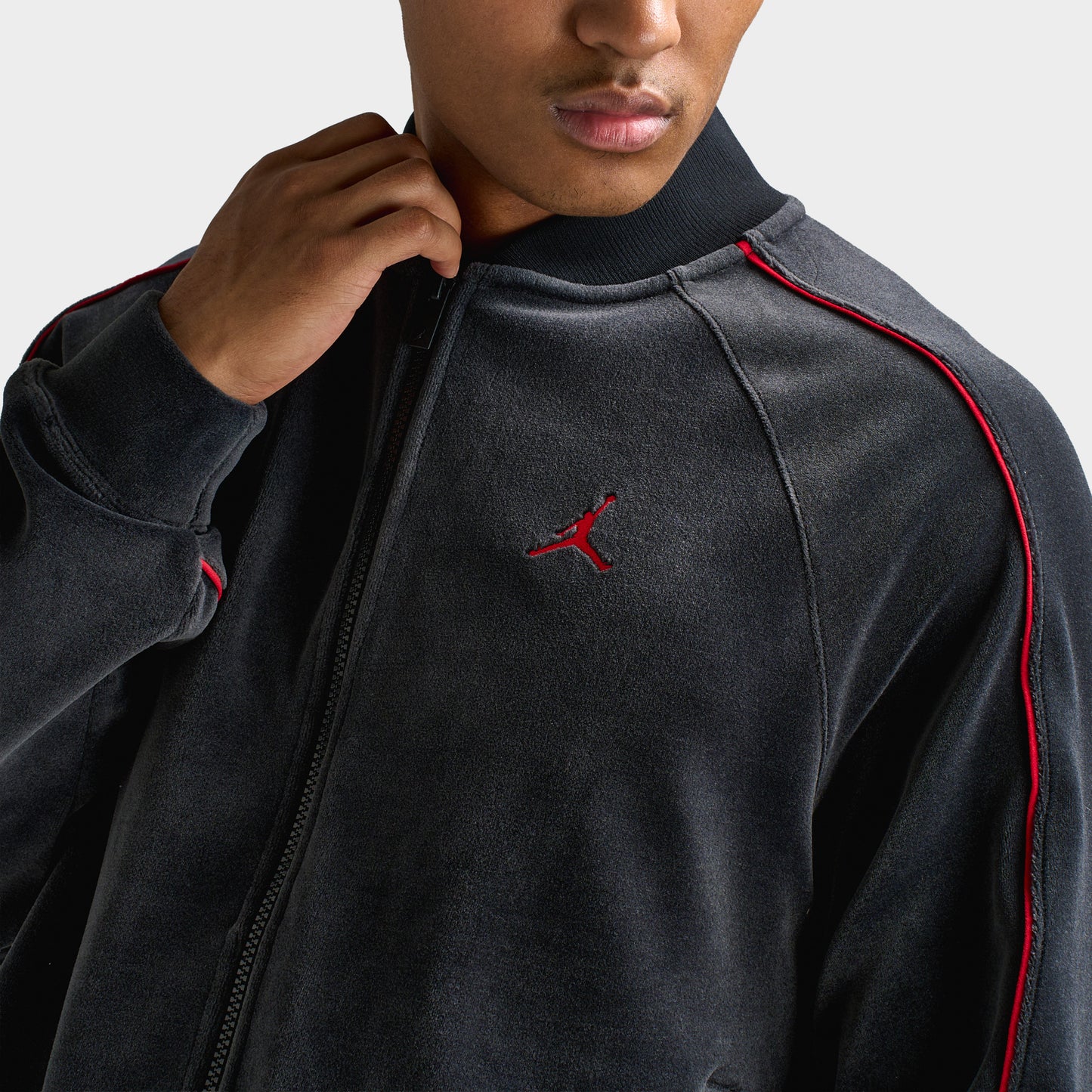 Jordan Brooklyn Hommes Veste de Survêtement en Velours Noir / Rouge gym