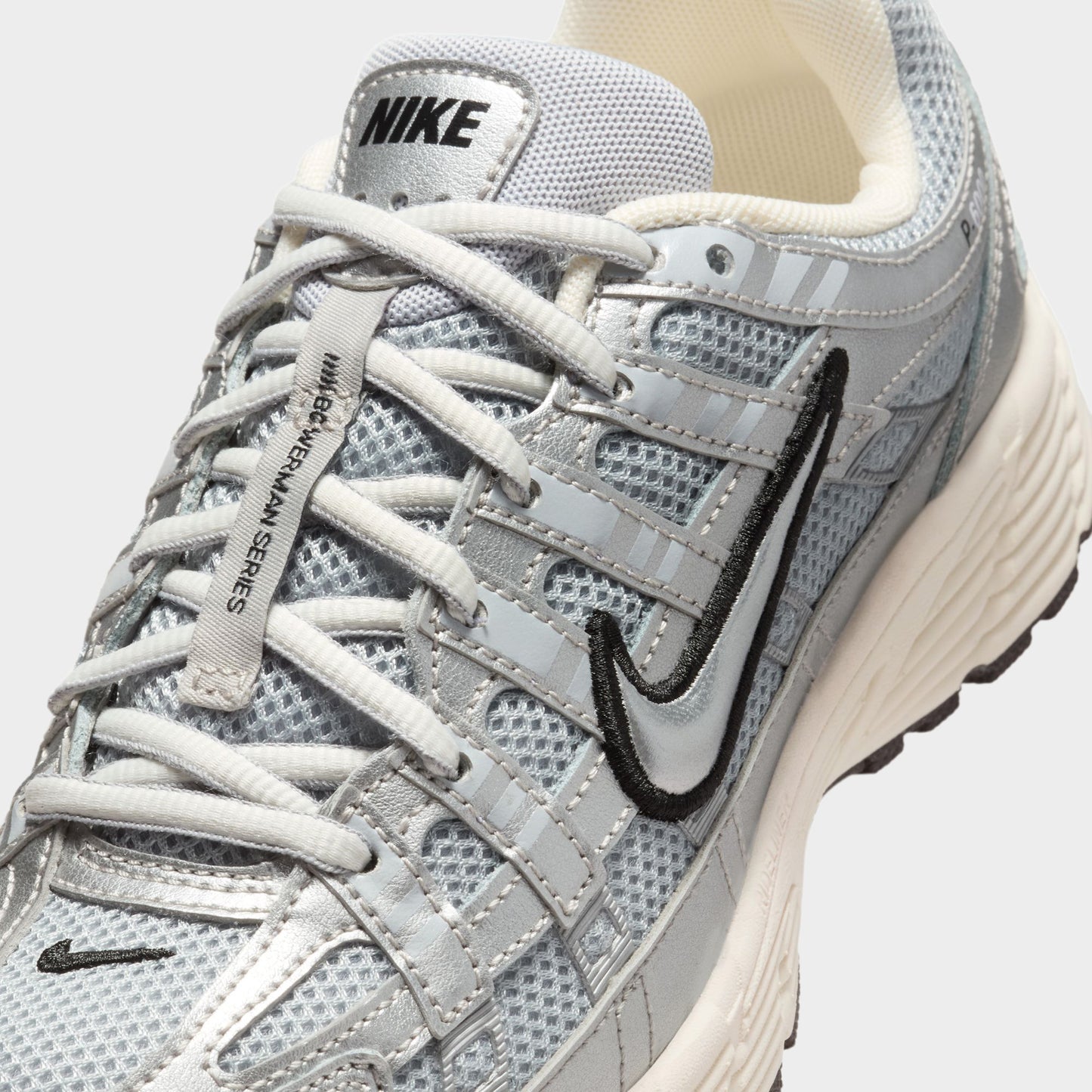 Nike P-6000 GS Argent Métallique / Noir