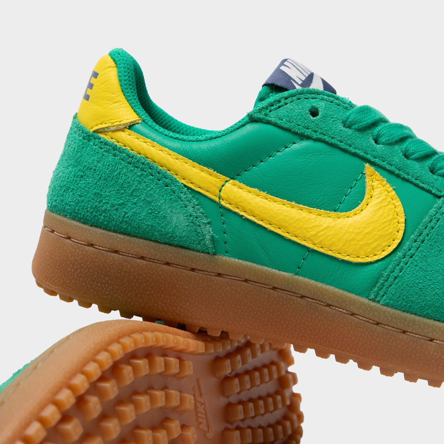 Nike Femmes Field General Vert stade / Eclair - Voile