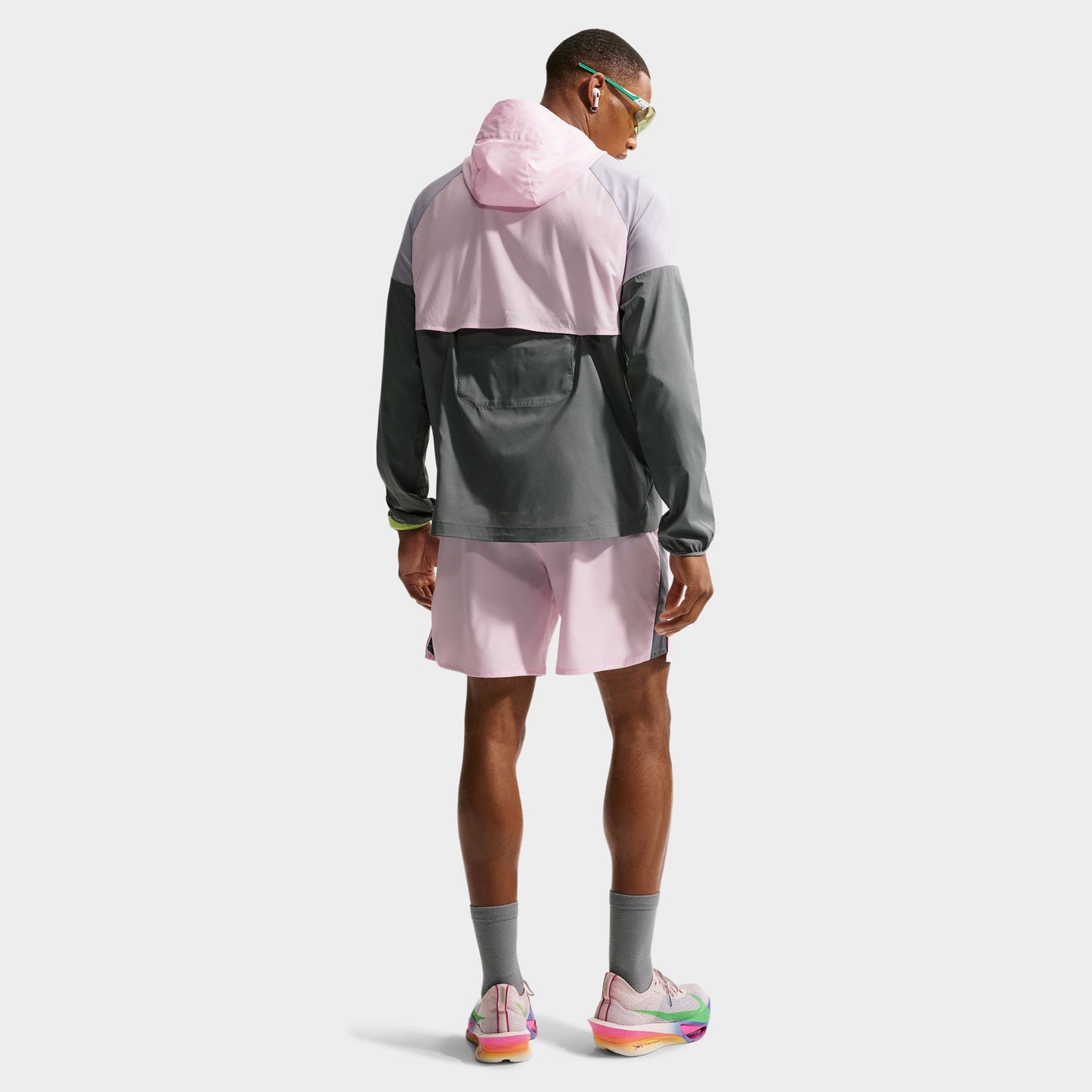 Nike Veste legère anthracite / rose mousse/gris fumé