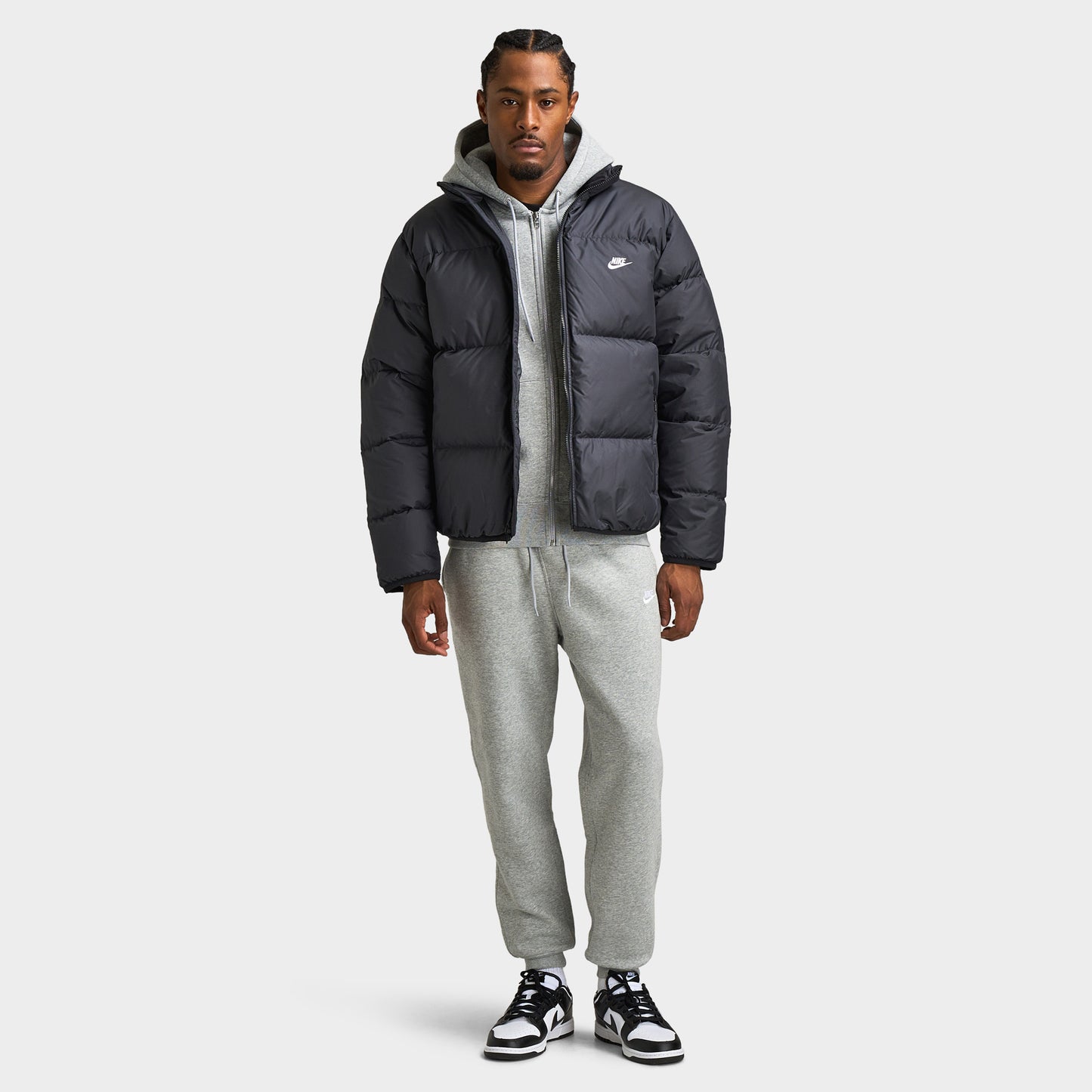 Nike Sportswear Club Therma-FIT Puffer Jacket Black / White