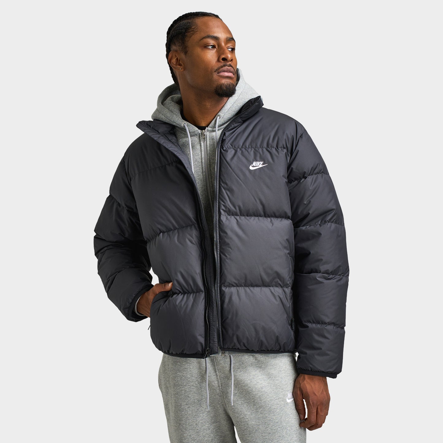Nike Sportswear Club Therma-FIT Puffer Jacket Black / White
