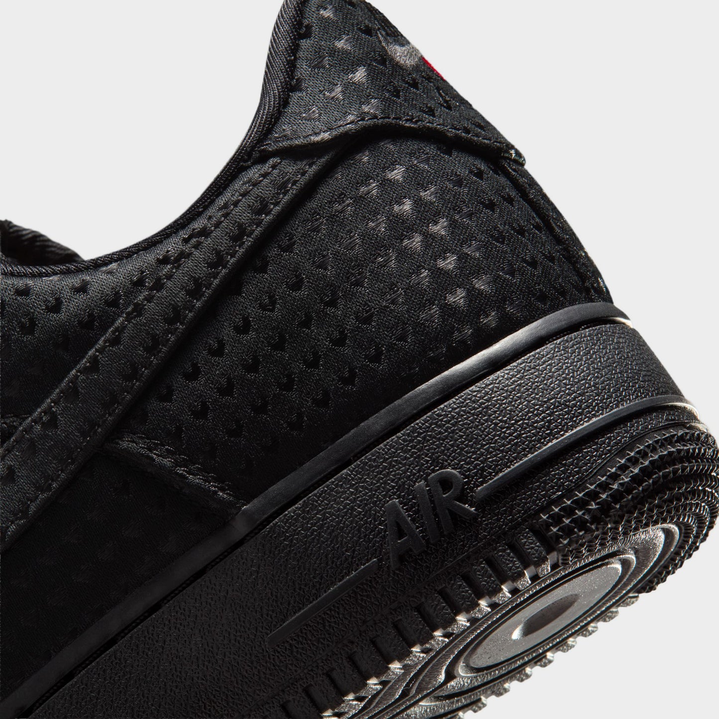 Nike Air Force 1 Retro Black / Red