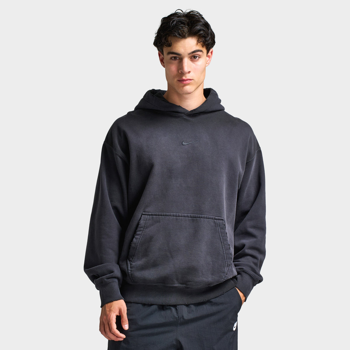 [NIKE] ★大人気★Solo Swoosh Fleece Pullover Hoodie★関税無 Nike Solo Swoosh Men's Fleece Pullover Hoodie. Nike CA
