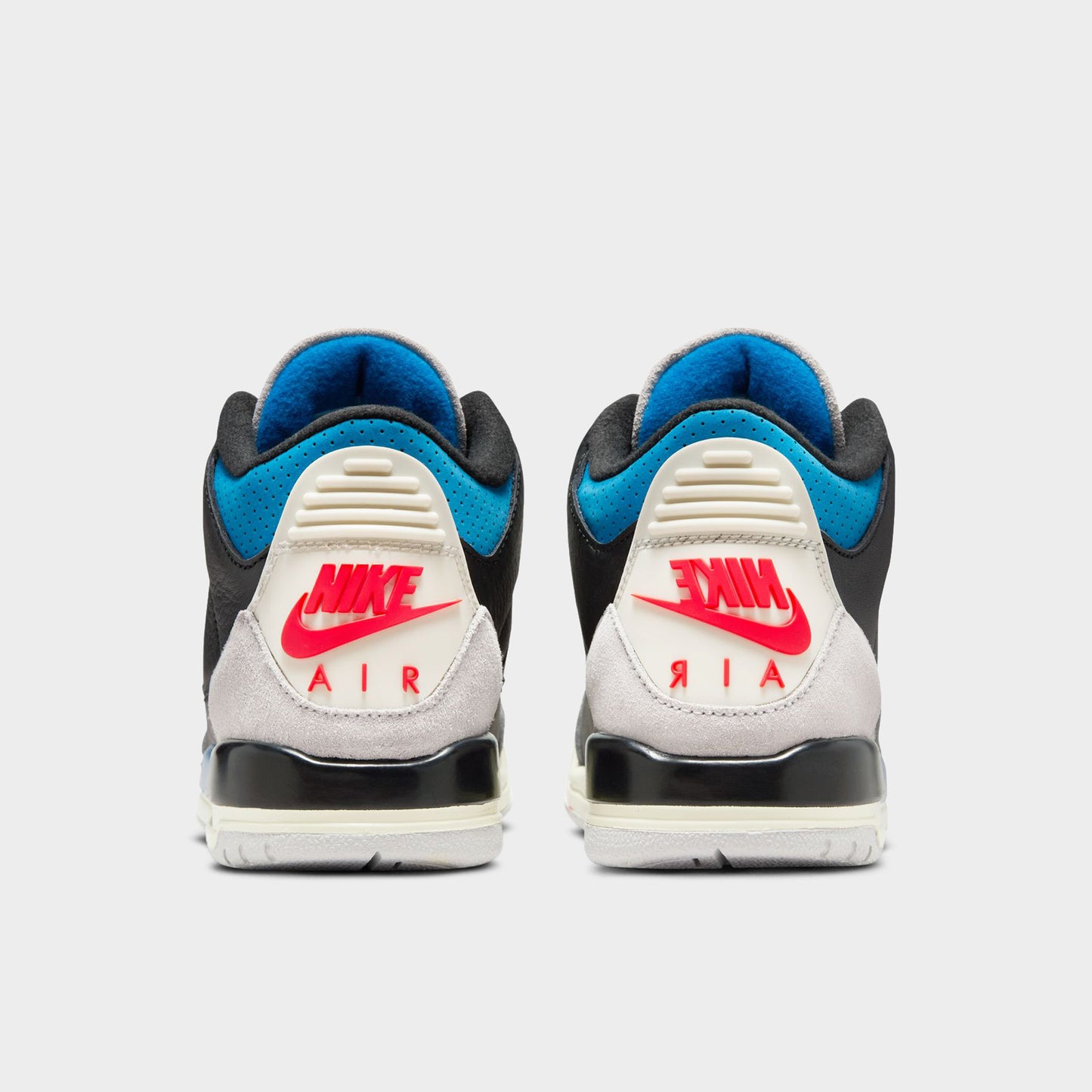 Jordan 3 Retro OG GS Black / Chile Red - Neutral Grey