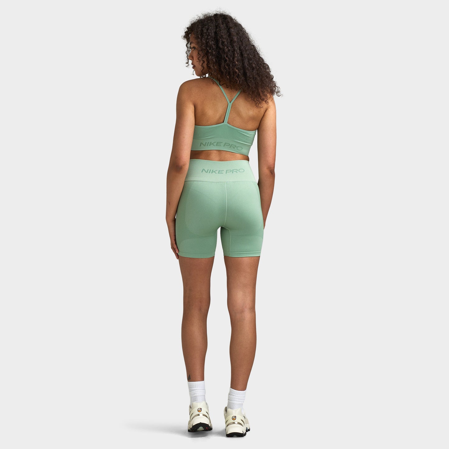 Nike Women's Seamless Low Support Bra / Steam