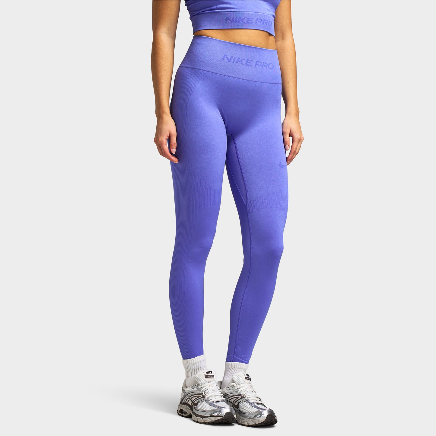 Nike Pro Women�s Dry Fit Seamless Highrise 7/8 Tight / Sapphire