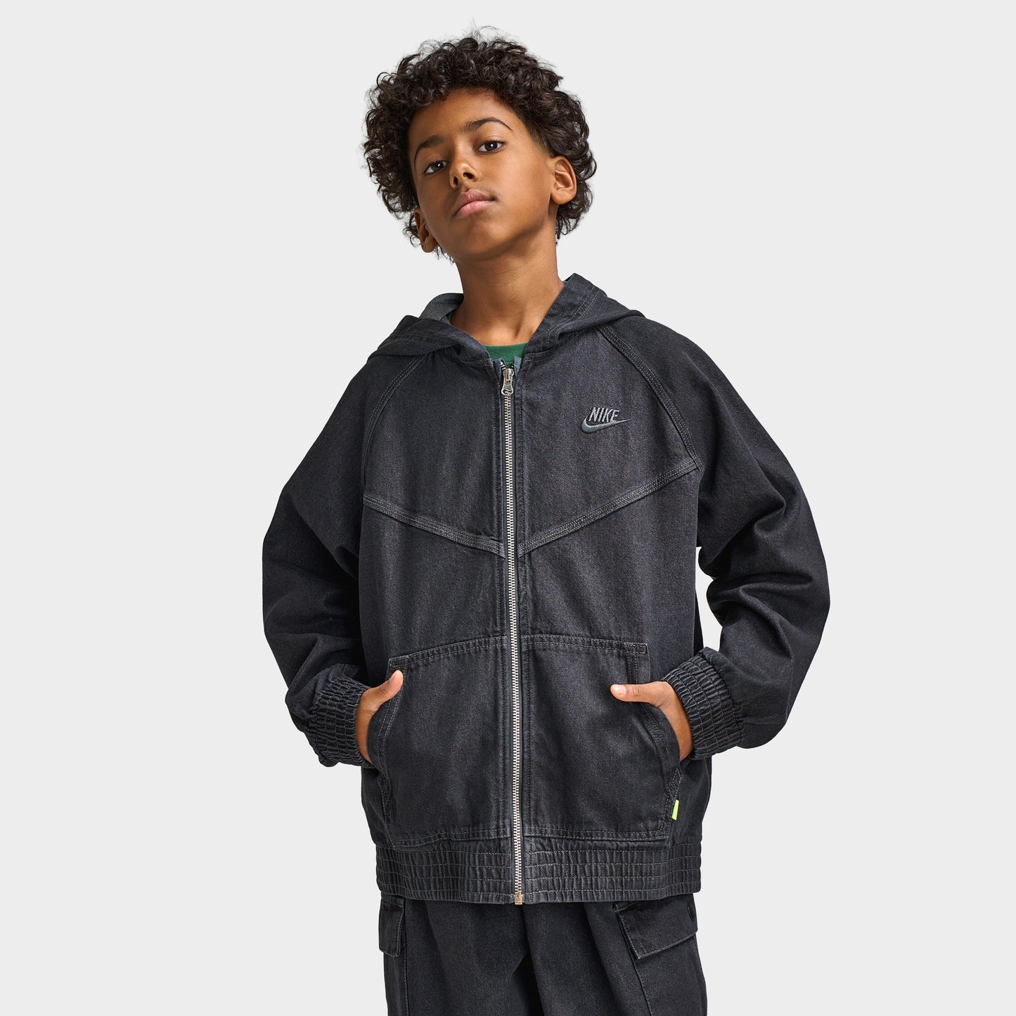 Nike Junior Veste à capuchon entièrement zippée en jean Garçon Noir / Anthracite
