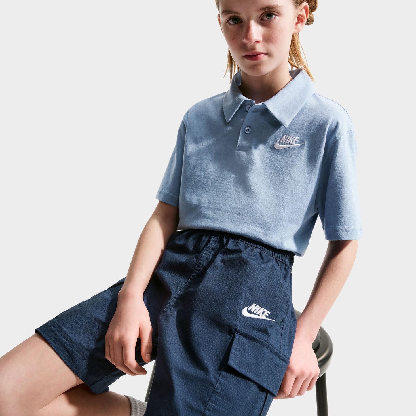 Nike Sportswear Juniors' Club Woven Cargo Shorts / Midnight Navy