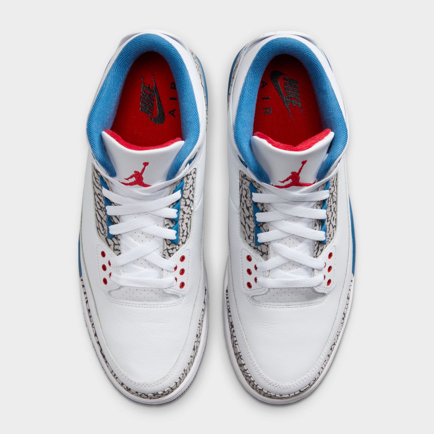 Jordan 3 Retro White / True Blue - Fire Red