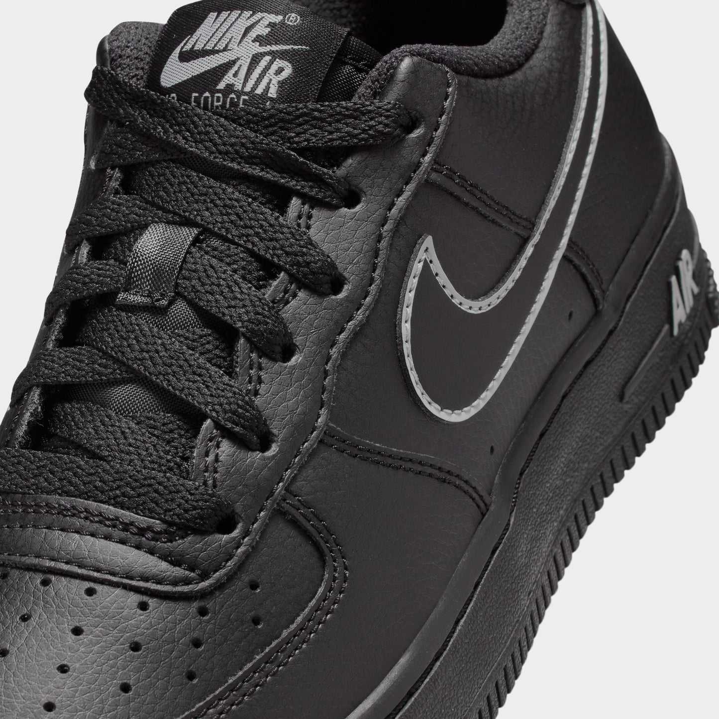 Nike Air Force 1 GS Black / Light Smoke Grey