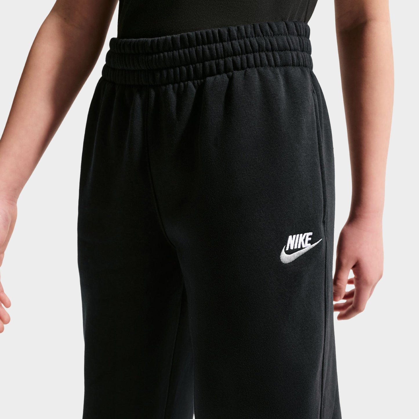 Nike Juniors' Loose Open-Hem Pants / Black