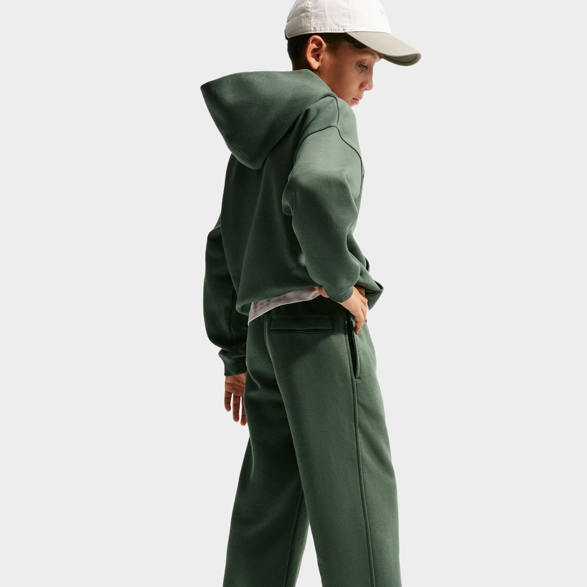 Nike Junior Pantalon en polaire à ourlet Ouvert / Vert Camouflage