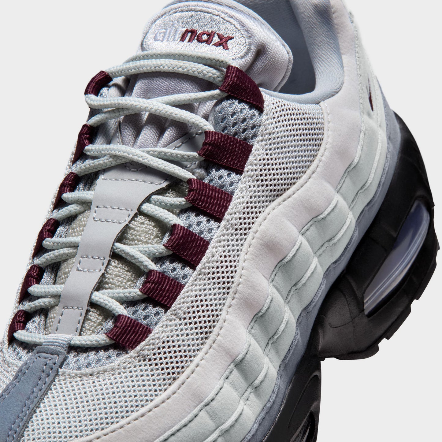 Nike Women's Air Max 95 Smoke Grey / Burgundy Crush - Light Smoke Grey