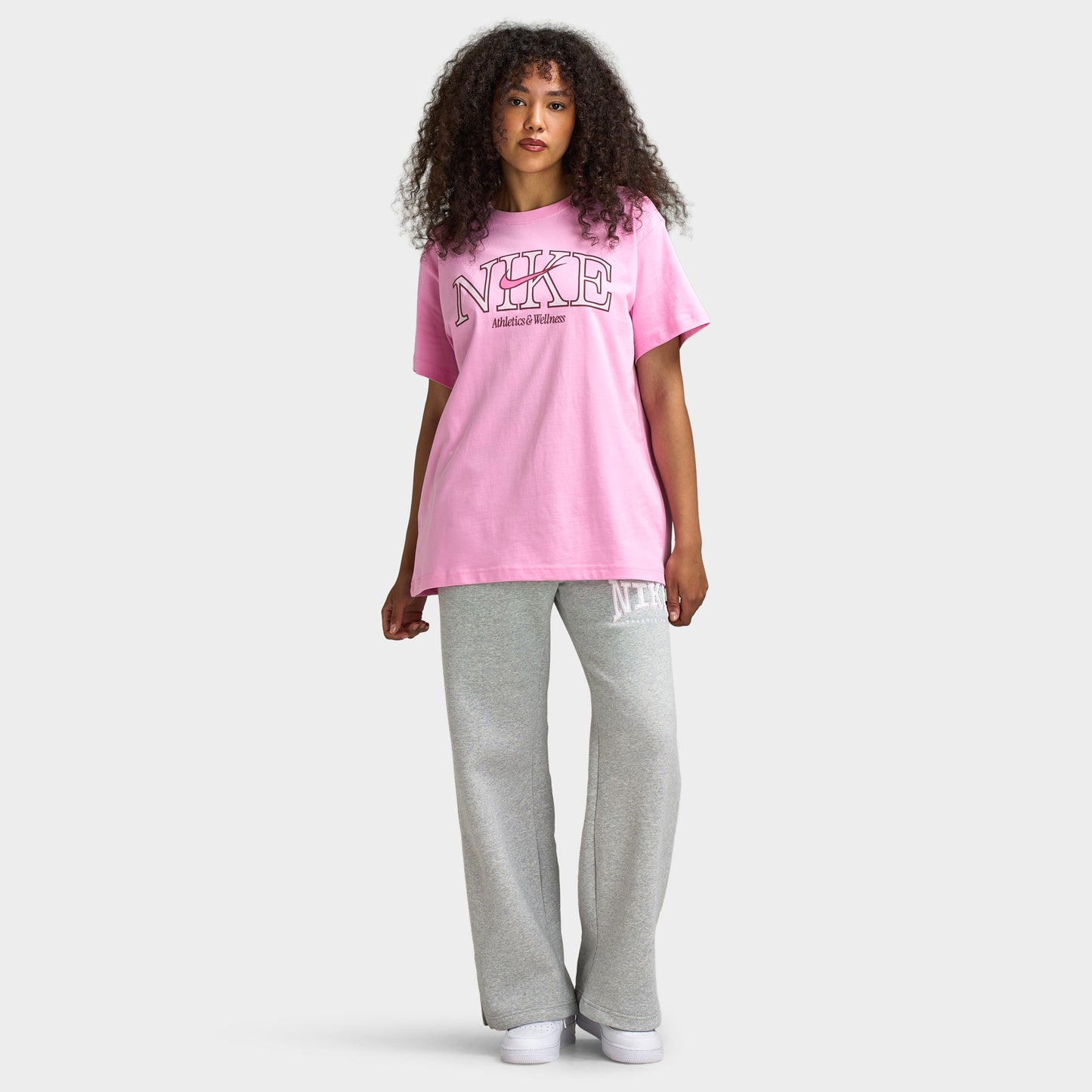 Nike Sportswear Women's Classic Oversized T-Shirt / Pink Rise