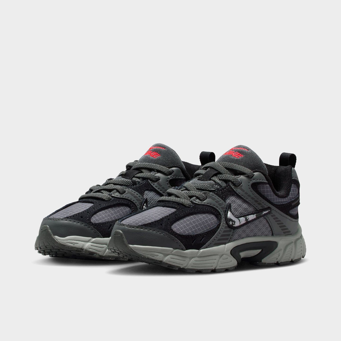 Nike V5 RNR PS Iron Grey / Metallic Silver - Black