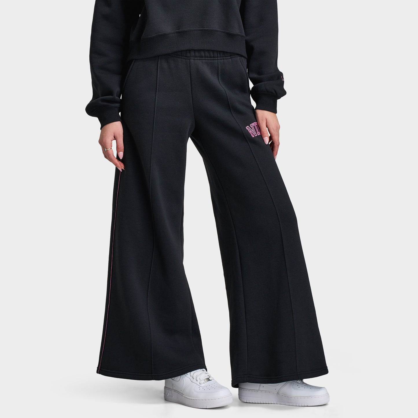 Nike Sportswear Women's Phoenix Fleece Logo Wide Leg / Black