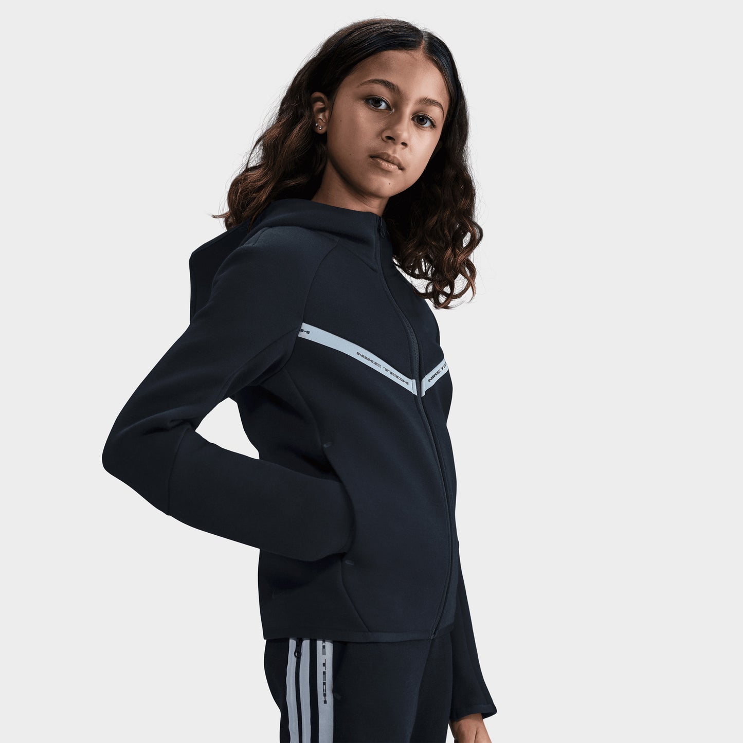 Nike Sportswear Juniors' Tech Fleece Full Zip Reflect Black / Black