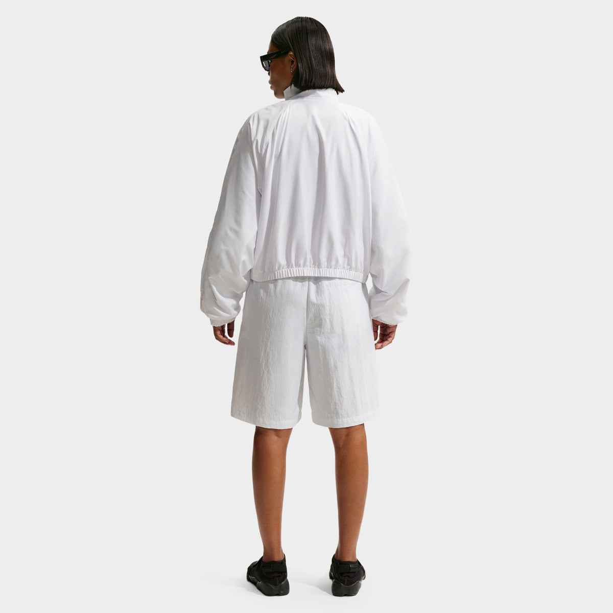 Nike Women Sportswear Classic Ultraviolet Track Jacket Black / White