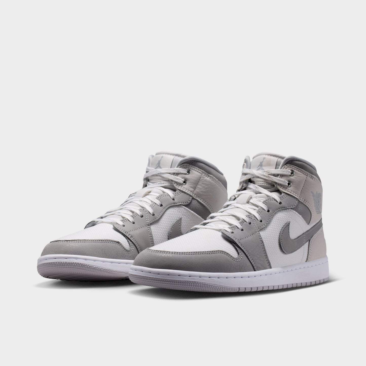 Jordan 1 Mid SE Summit White / Light Smoke Grey - Phantom