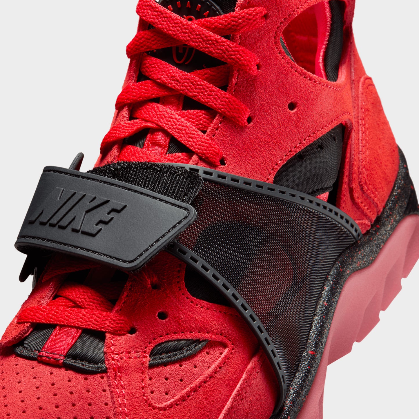 Nike Air Trainer Huarache Red / Red